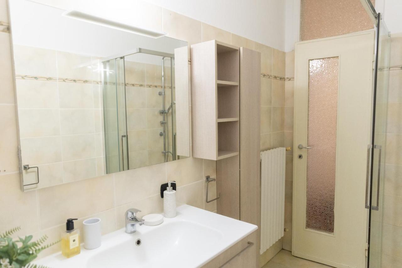 Sweet House Corso Genova Apartment Милано Екстериор снимка