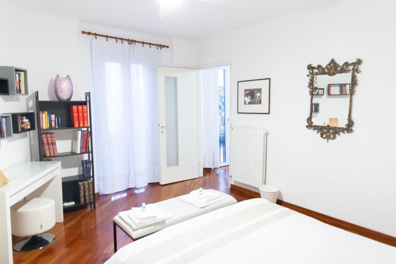 Sweet House Corso Genova Apartment Милано Екстериор снимка